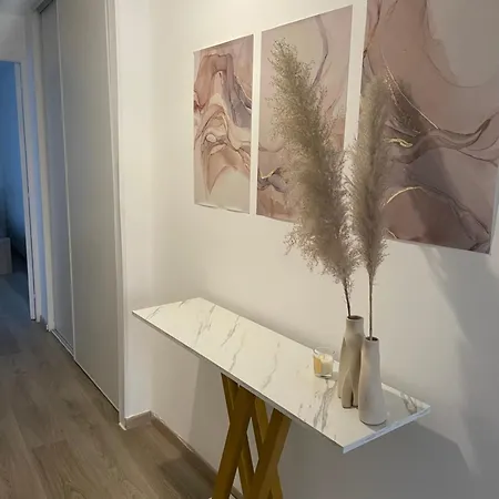 Apartment Sur *